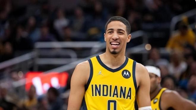 中立球迷为 中立球迷为